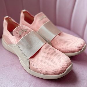 APL Techloom Bliss Sneakers